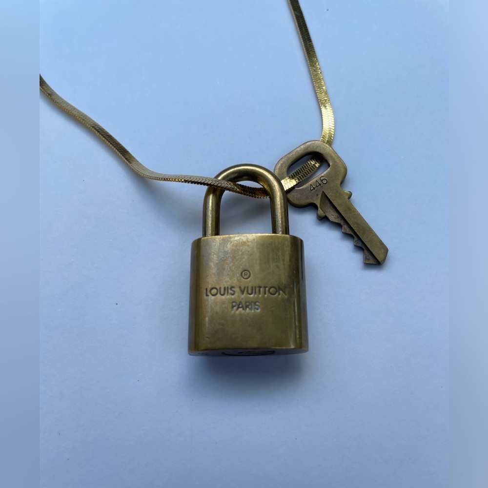 Louis Vuitton Padlock and Key Set #446 - Picture 6 of 7